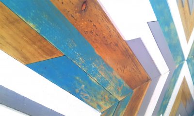 BLUE PALLET WOOD
